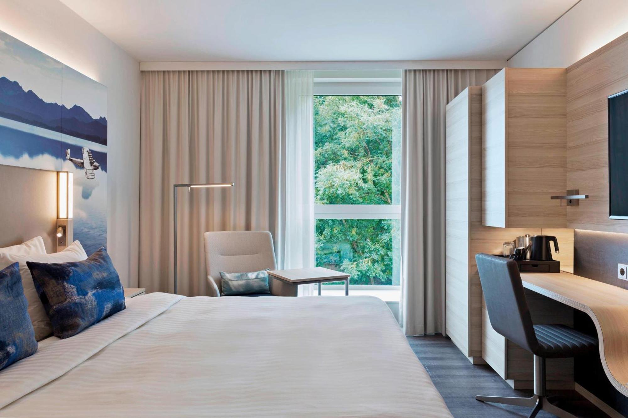 Hotel Courtyard by Marriott Oberpfaffenhofen Munich South Gilching Exterior foto